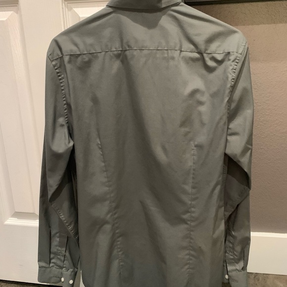 Set of 3 mens button down shirts - Picture 2 of 6